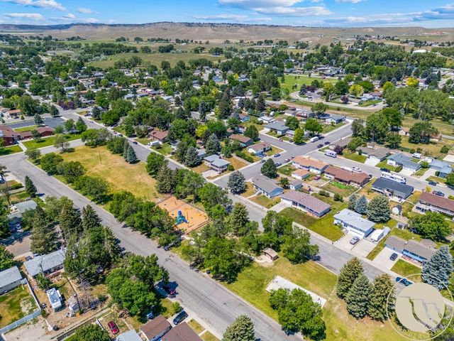 401 W 11th Street, Laurel, MT 59044