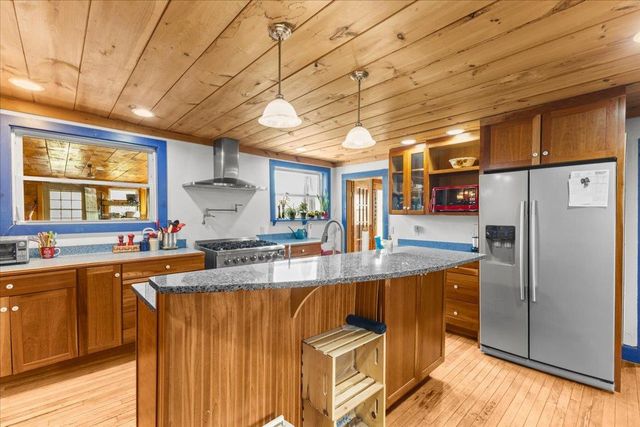 198 River Road, Underhill, VT 05489