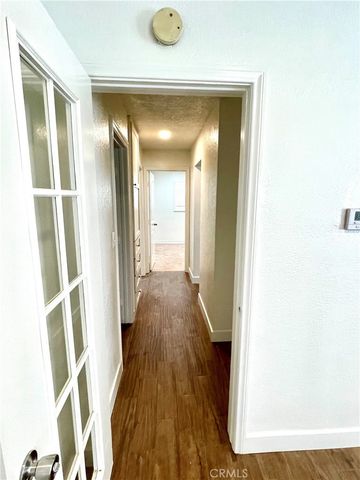 1877 Mathews, Riverside, CA 92507