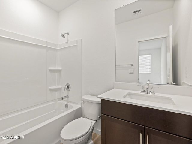 2424 E ENANTIO Road, San Tan Valley, AZ 85143