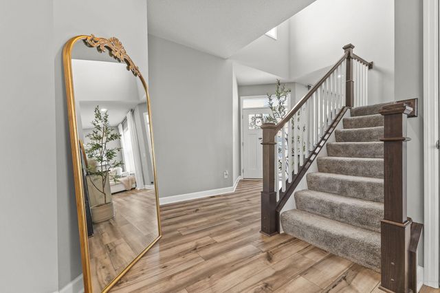 20355 Gateway Drive, Lakeville, MN 55044