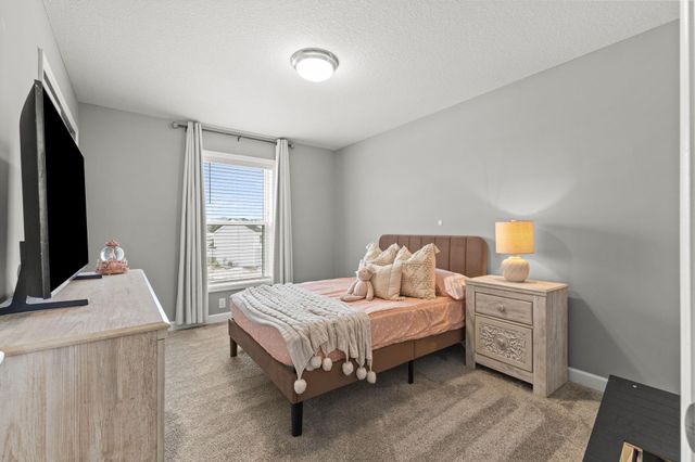 20355 Gateway Drive, Lakeville, MN 55044