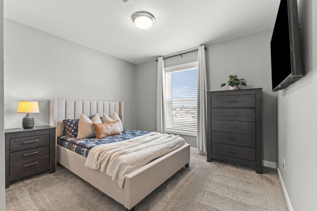 20355 Gateway Drive, Lakeville, MN 55044