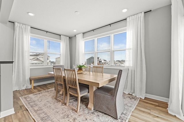 20355 Gateway Drive, Lakeville, MN 55044