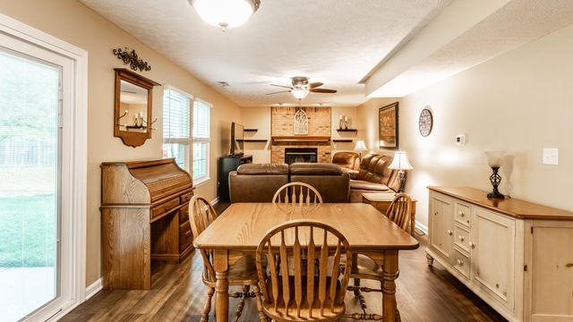 486 Hyannis Drive, Avon, IN 46123