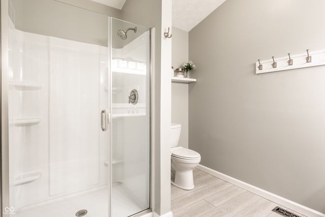 486 Hyannis Drive, Avon, IN 46123