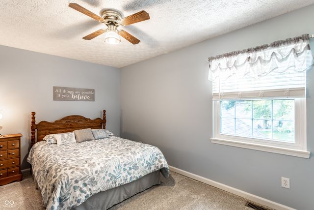 486 Hyannis Drive, Avon, IN 46123