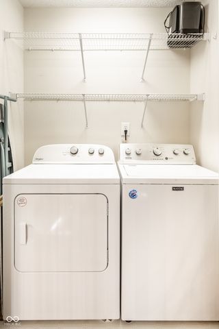 486 Hyannis Drive, Avon, IN 46123