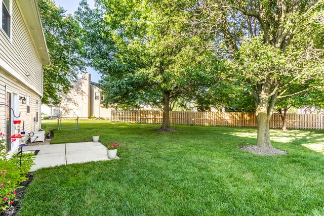 486 Hyannis Drive, Avon, IN 46123