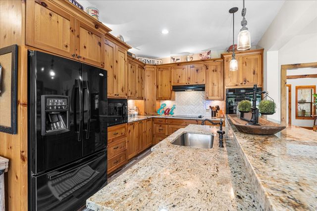 7303 S US Highway 287, Corsicana, TX 75109