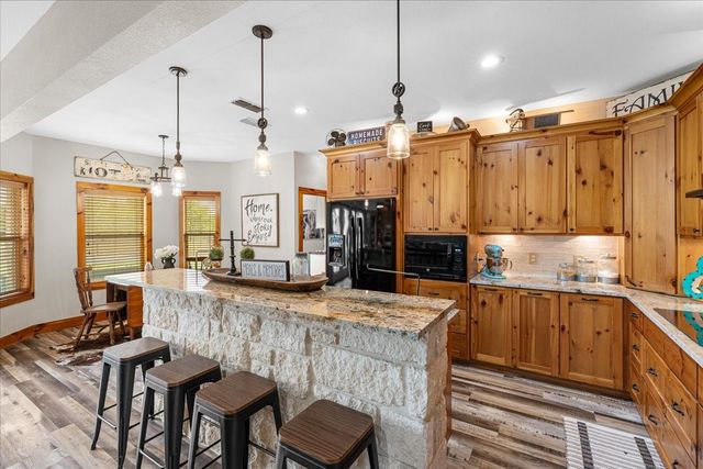 7303 S US Highway 287, Corsicana, TX 75109