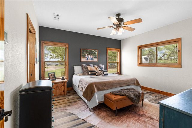 7303 S US Highway 287, Corsicana, TX 75109