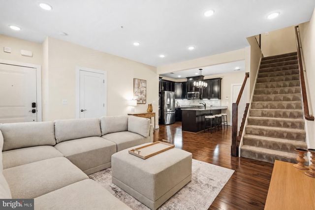 20566 MILBRIDGE TER, Ashburn, VA 20147