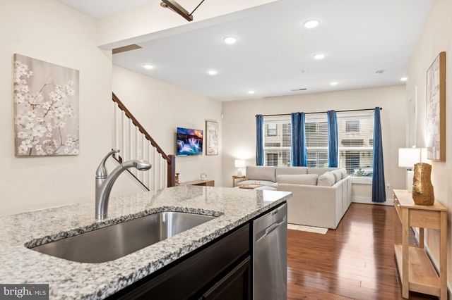 20566 MILBRIDGE TER, Ashburn, VA 20147