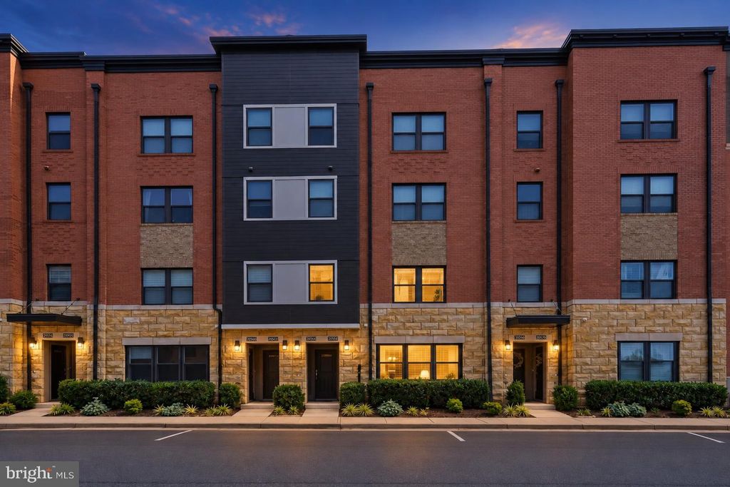 20566 MILBRIDGE TER, Ashburn, VA 20147