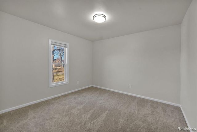 2575 Harding Street, Detroit, MI 48214