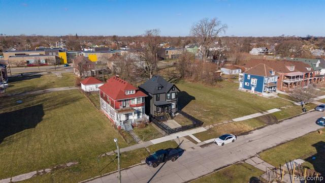2575 Harding Street, Detroit, MI 48214