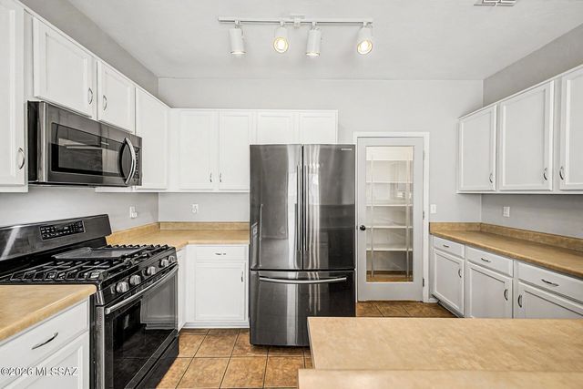 8222 W Babbitt Court, Tucson, AZ 85757