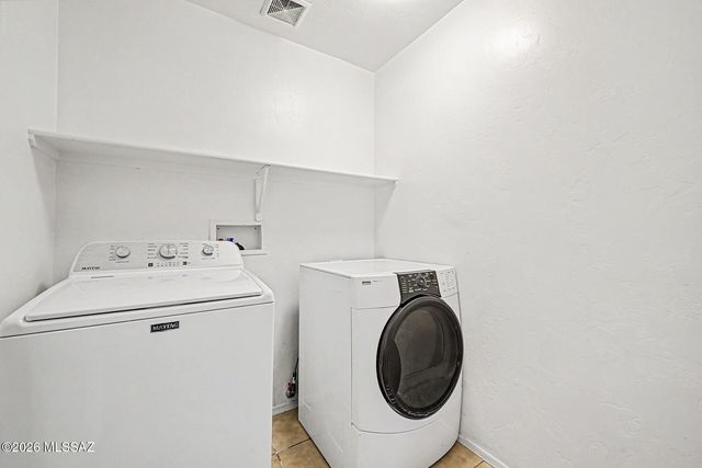 8222 W Babbitt Court, Tucson, AZ 85757