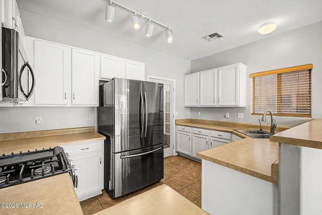 8222 W Babbitt Court, Tucson, AZ 85757