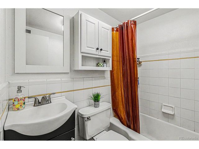 1520 Glencoe St 7, Denver, CO 80220
