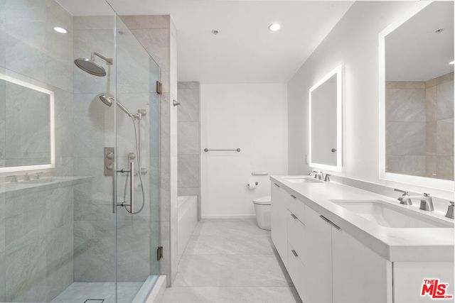 1155 S Grand Avenue 2109, Los Angeles, CA 90015