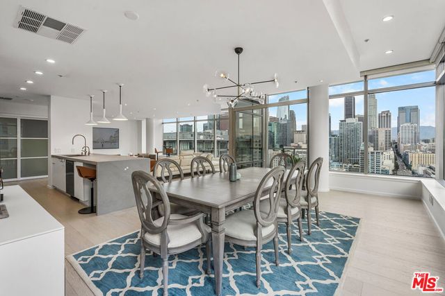 1155 S Grand Avenue 2109, Los Angeles, CA 90015