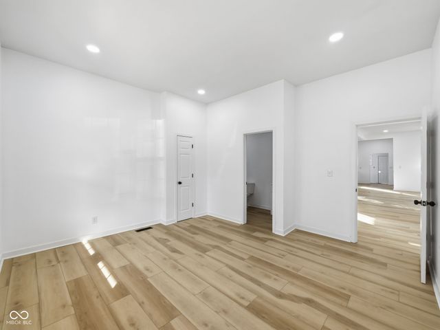 809 Hutchins Avenue, Columbus, IN 47201