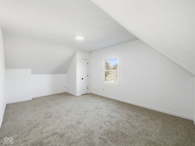 809 Hutchins Avenue, Columbus, IN 47201