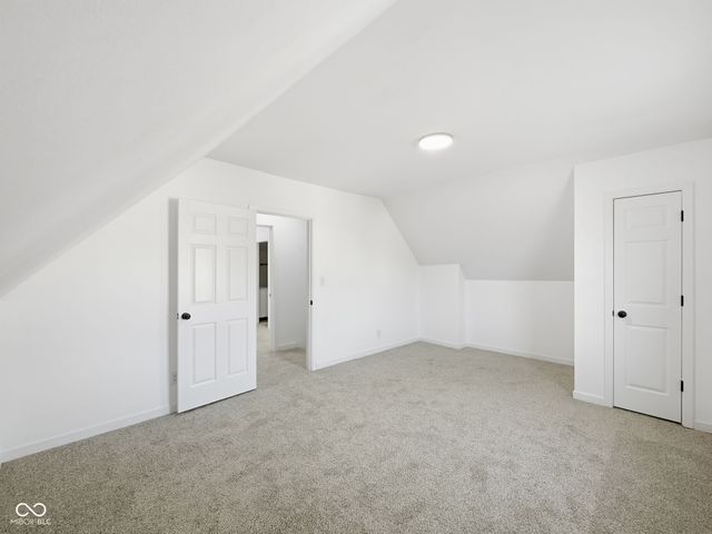 809 Hutchins Avenue, Columbus, IN 47201