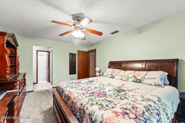 3087 S DEER Avenue, Middleburg, FL 32068