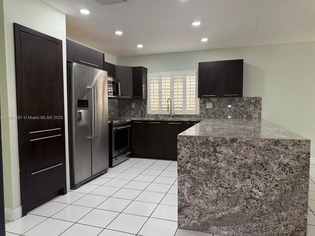 3461 SW 154th Ct, Miami, FL 33185