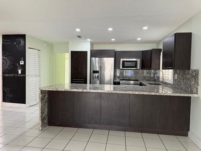 3461 SW 154th Ct, Miami, FL 33185