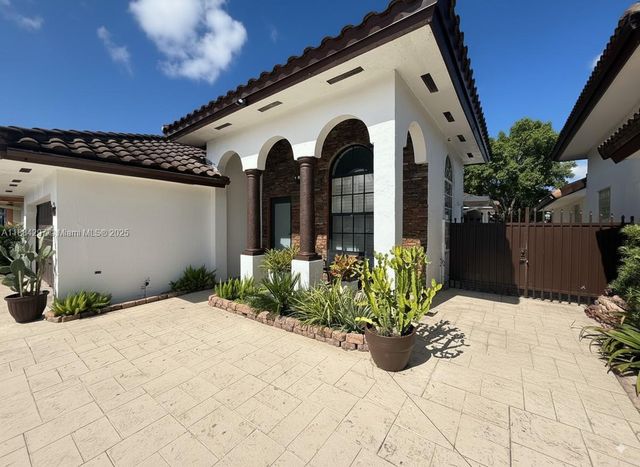 3461 SW 154th Ct, Miami, FL 33185