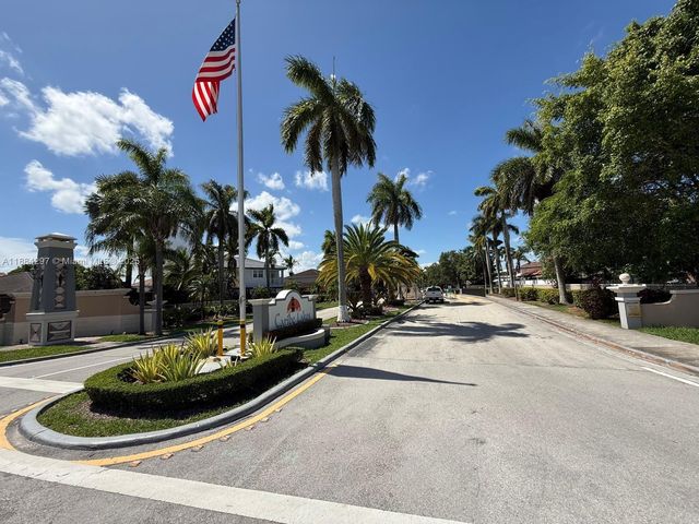 3461 SW 154th Ct, Miami, FL 33185