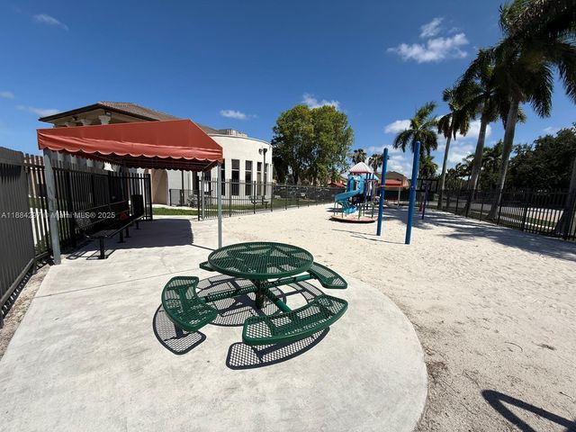 3461 SW 154th Ct, Miami, FL 33185