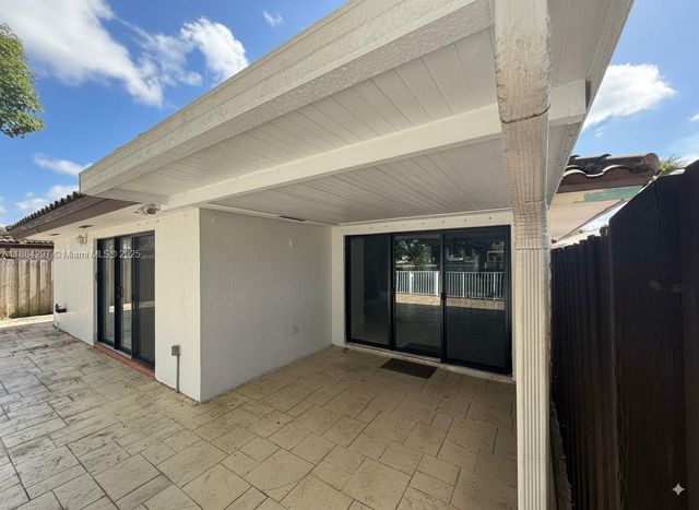 3461 SW 154th Ct, Miami, FL 33185