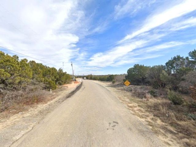 1420 Ridgeview Circle, Granbury, TX 76048