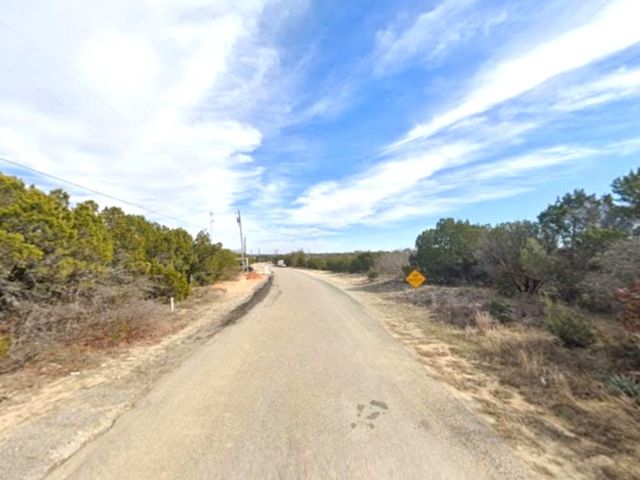 1420 Ridgeview Circle, Granbury, TX 76048