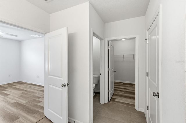 30685 SUMMER SUN LOOP, Wesley Chapel, FL 33545