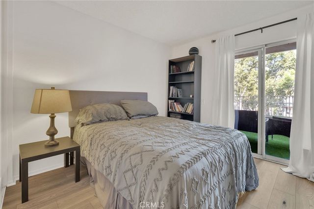 300 E Chestnut 205, Santa Ana, CA 92701
