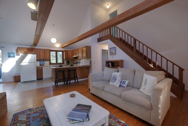 6 Hathorne Lane, Orleans, MA 02653