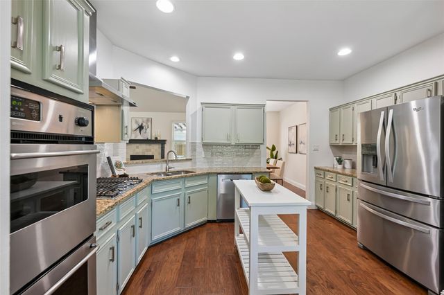 6305 Leatherwood CV, Austin, TX 78759