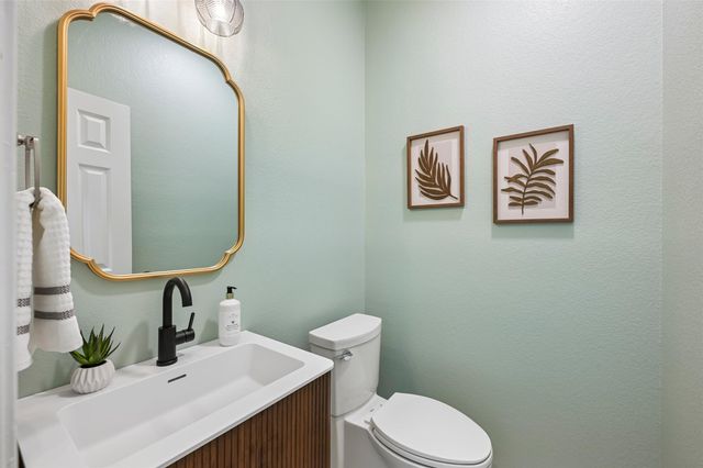 6305 Leatherwood CV, Austin, TX 78759