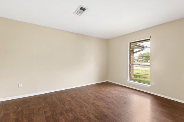 1101 E Rutgers Lane, Deer Park, TX 77536