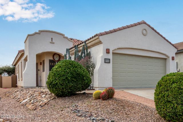 565 W Calle Media Luz, Sahuarita, AZ 85629