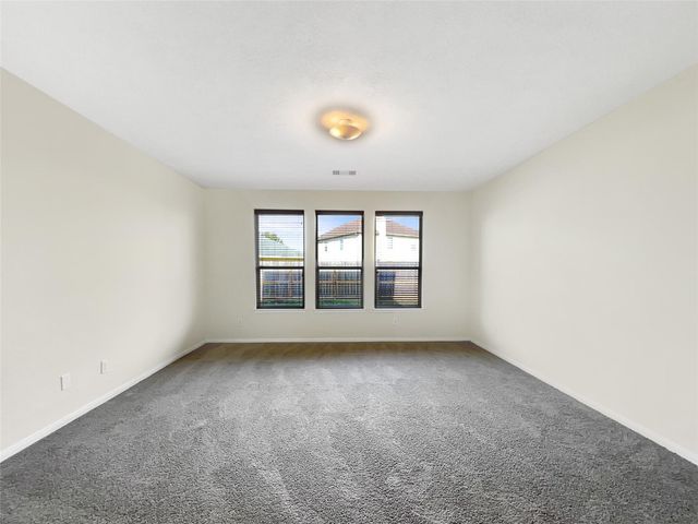 7 Huntington Bend Drive, Manvel, TX 77578