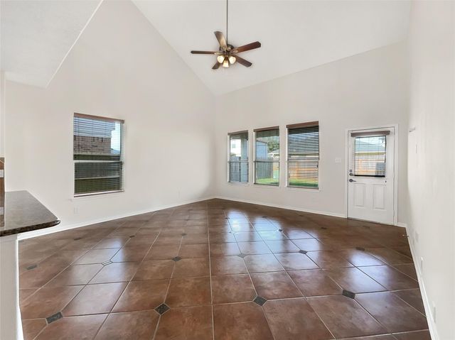 7 Huntington Bend Drive, Manvel, TX 77578