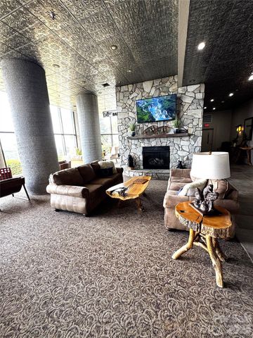 303 Sugar Top Drive 2813, Sugar Mountain, NC 28604