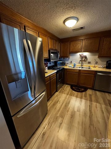 303 Sugar Top Drive 2813, Sugar Mountain, NC 28604